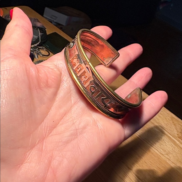 119) Copper and Brass bracelet - Picture 3 of 4